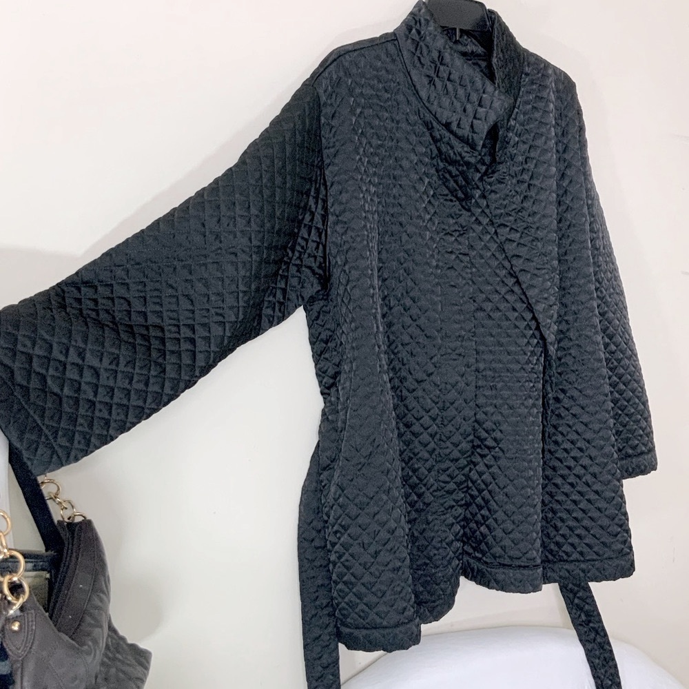 Black Quilted Full Sleeve Jacket